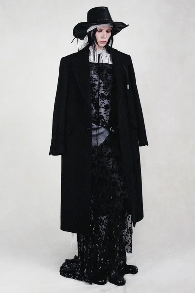 Look 34